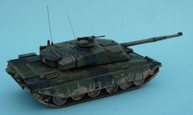 airfix challenger tank